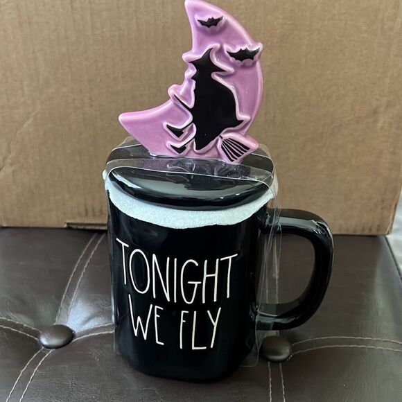 NWT Rae Dunn “Tonight We Fly Figure Mug With Topper” - Picture 1 of 4